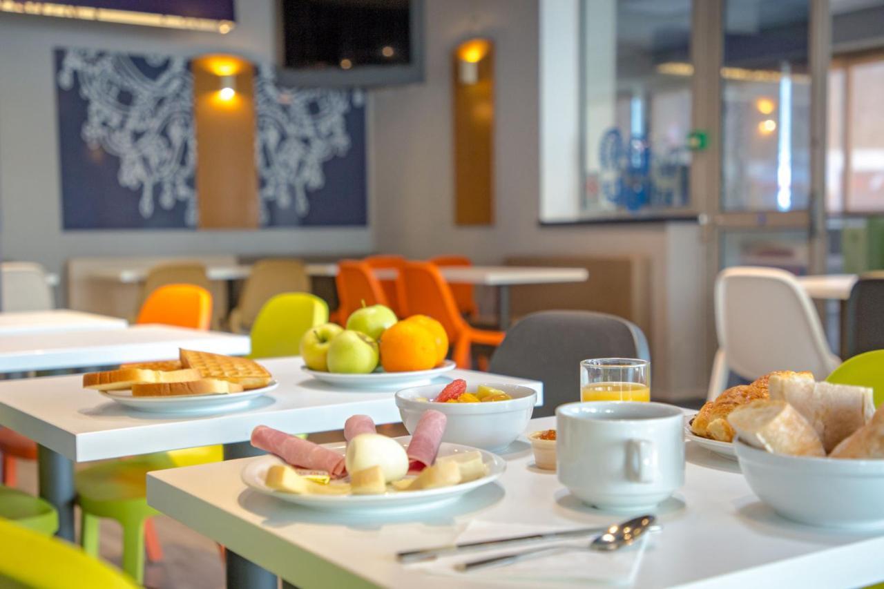 ibis budget Aubagne Paluds Agora Bagian luar foto