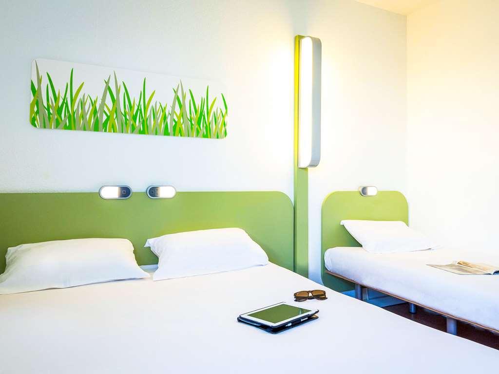 ibis budget Aubagne Paluds Agora Ruang foto