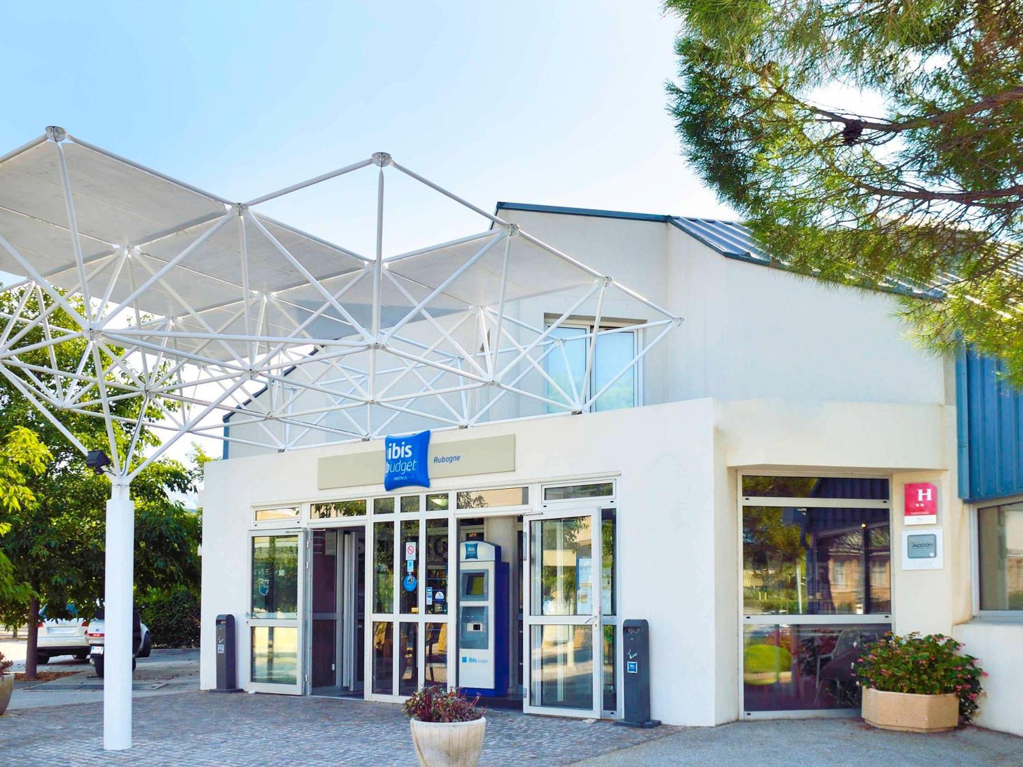 ibis budget Aubagne Paluds Agora Bagian luar foto