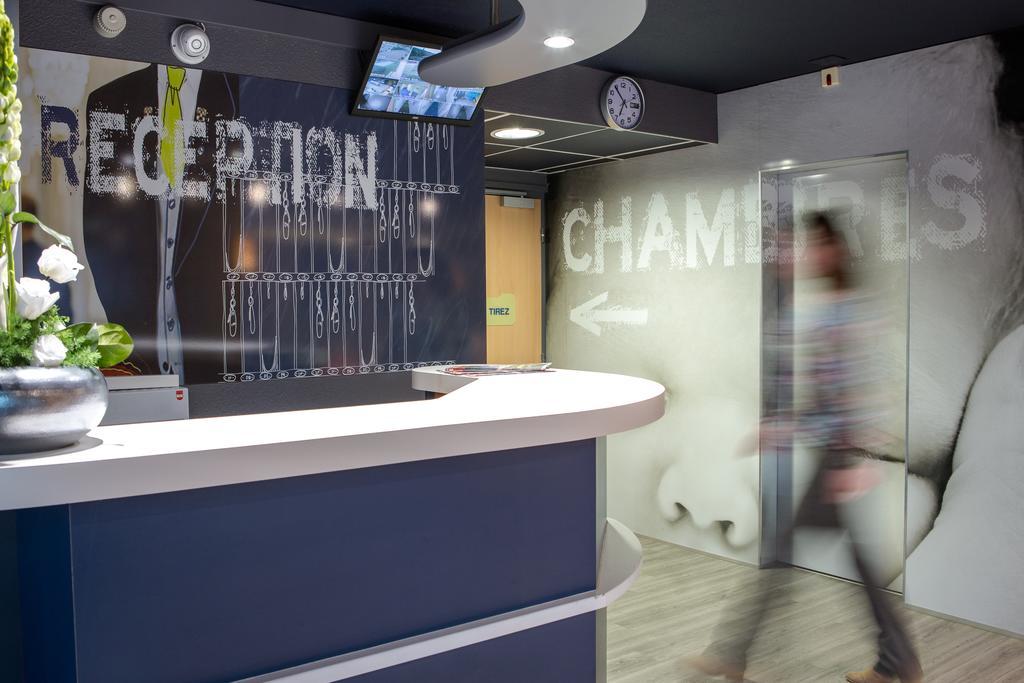 ibis budget Aubagne Paluds Agora Bagian luar foto