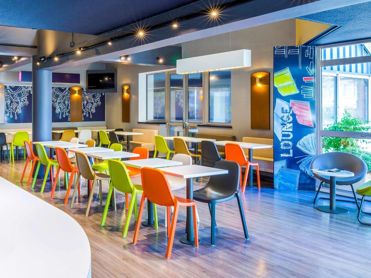 ibis budget Aubagne Paluds Agora Bagian luar foto