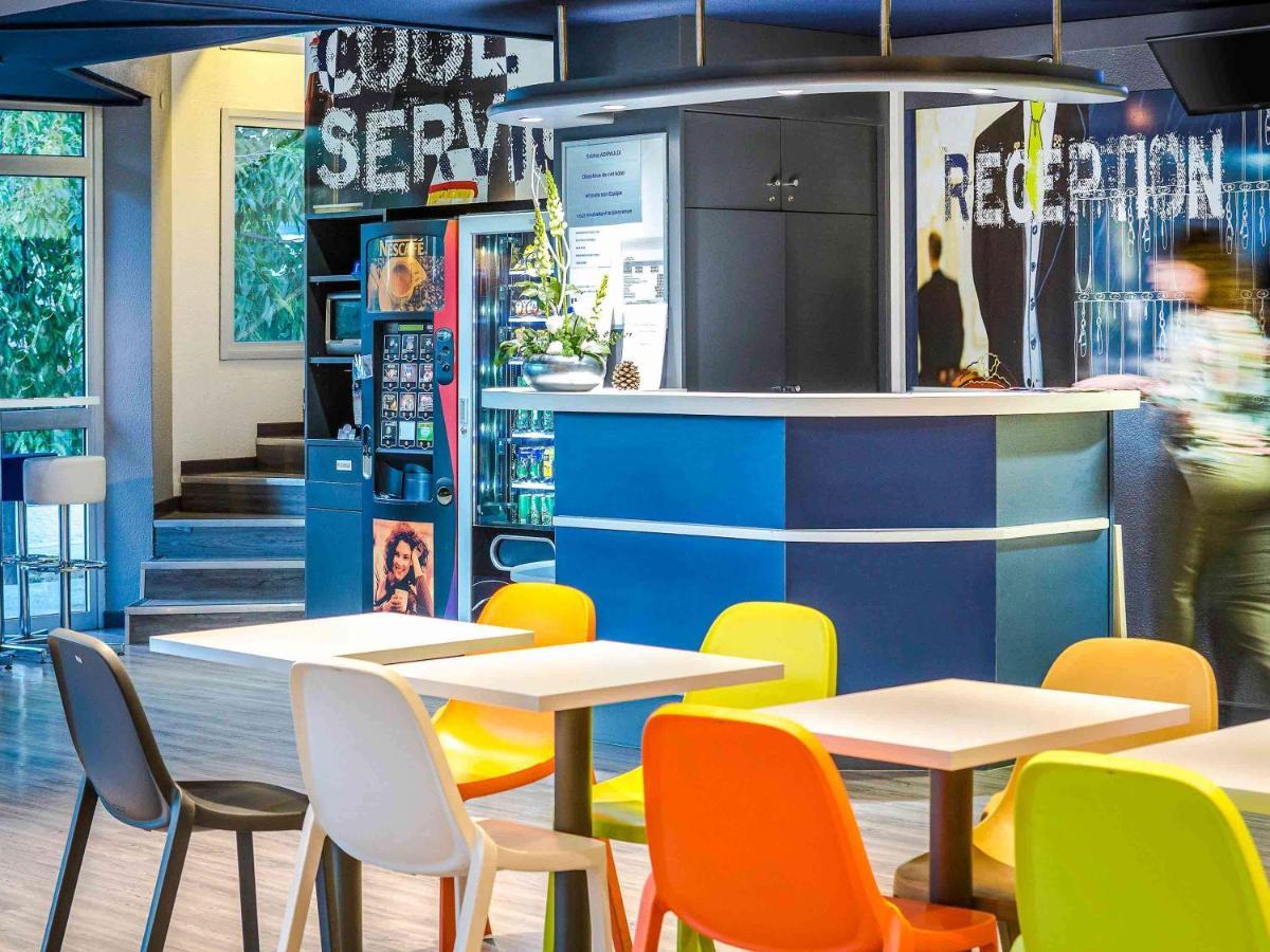 ibis budget Aubagne Paluds Agora Bagian luar foto